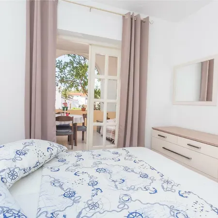 Apartmán Branka Kustura 2 *